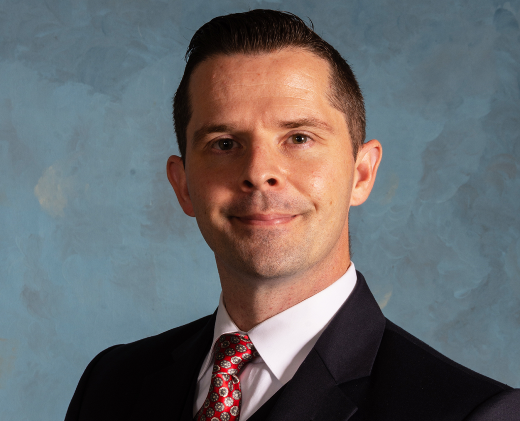 kevin sparacino headshot